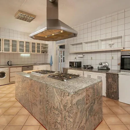 Authentic House